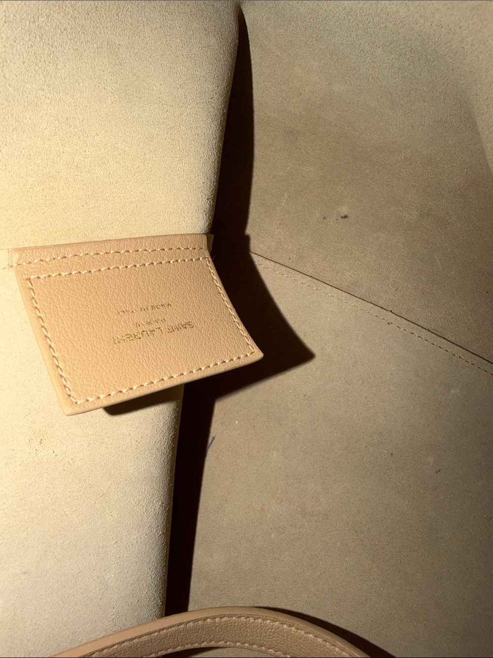 Saint Laurent East West Tote in Brick Leather Taupe - Picture 6 of 10